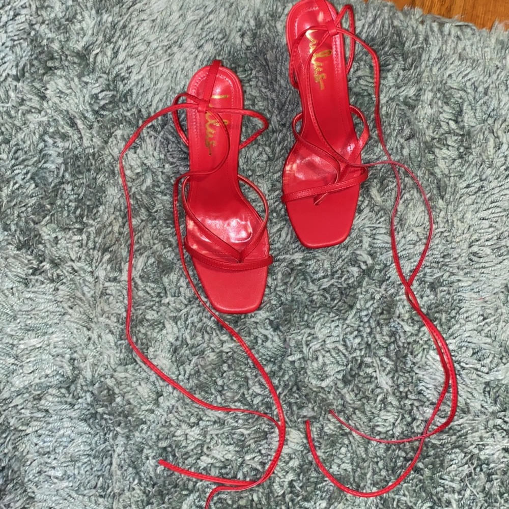 Lulu's Women's Toe-Lace-Up Heels